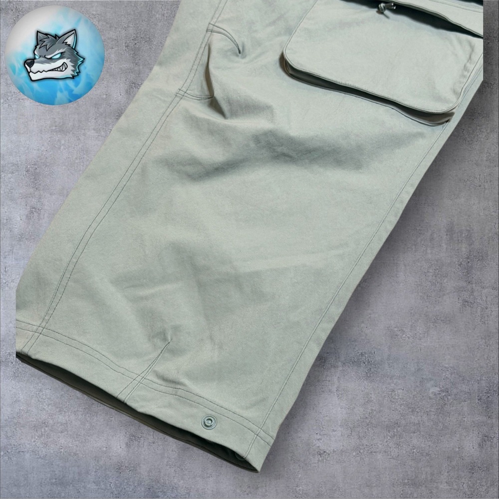 Nike ACG Womens Smith Summit Zip Off Convertible Pants Light Green HV6391-364 L - Picture 7 of 7